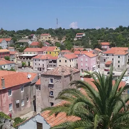 Apartment Carmen Sali