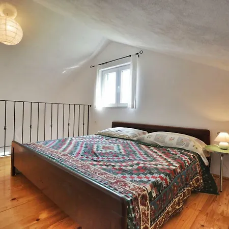 Apartment Carmen Sali