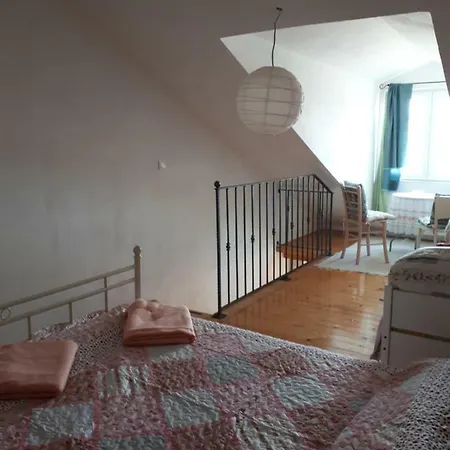 Carmen Apartment *