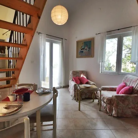 Carmen Apartmán Sali